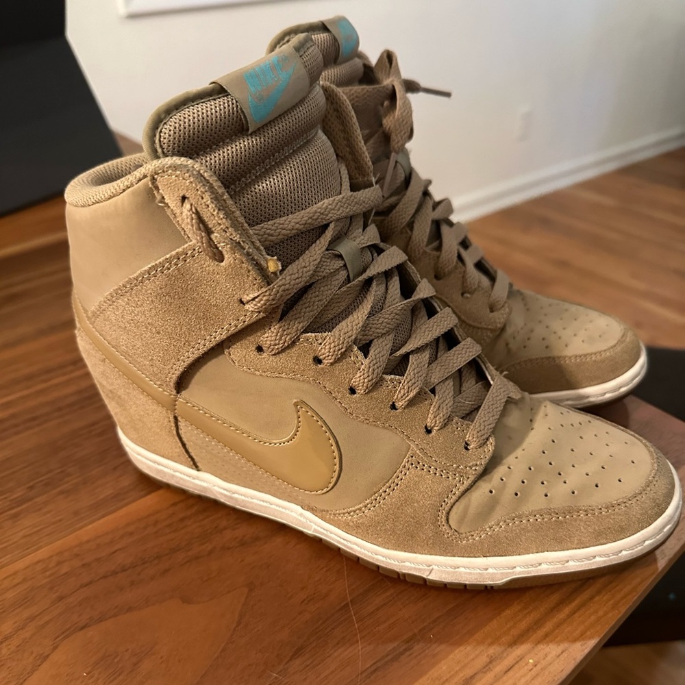 Nike Dunk Sky Hi Desert Camo